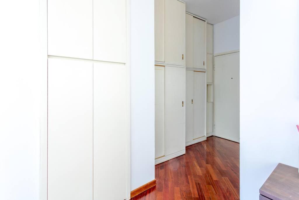 Apartamento Duomo 10 Min Luxury • Terrazzo • Wi-Fi • Netflix Milán Exterior foto